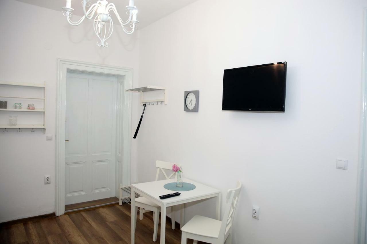 Schick Apartment Sibiu Eksteriør billede