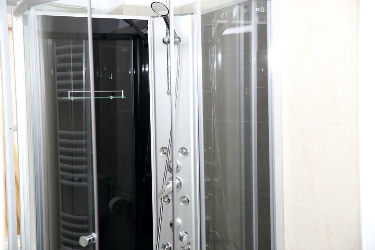 Schick Apartment Sibiu Eksteriør billede