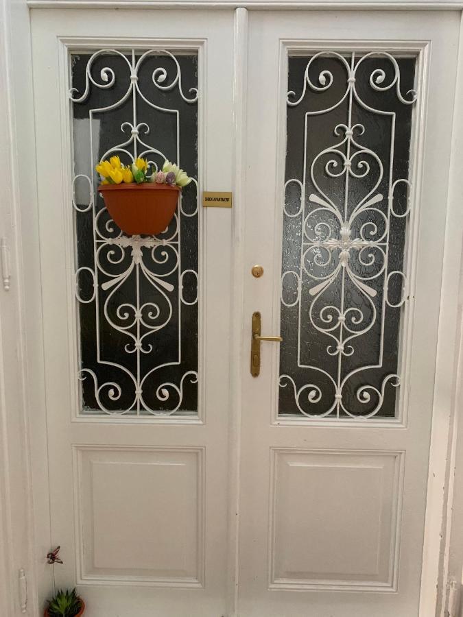 Schick Apartment Sibiu Eksteriør billede